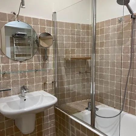 Quartier Montorgueil, Voie Piétonne, Dans Un Immeuble Du Xvème Appartamento