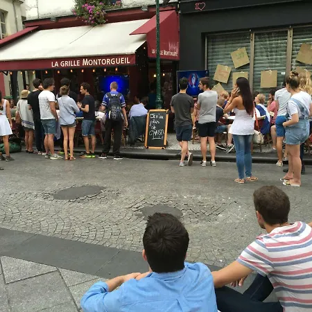 Quartier Montorgueil, Voie Piétonne, Dans Un Immeuble Du Xvème * Parigi