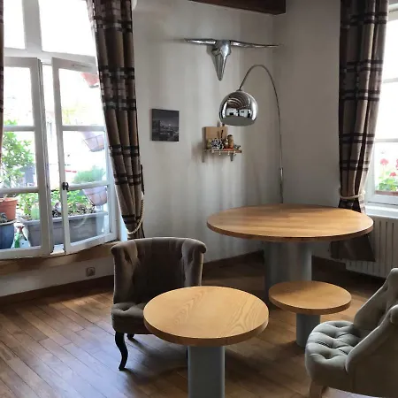 Quartier Montorgueil, Voie Piétonne, Dans Un Immeuble Du Xvème Appartamento Parigi
